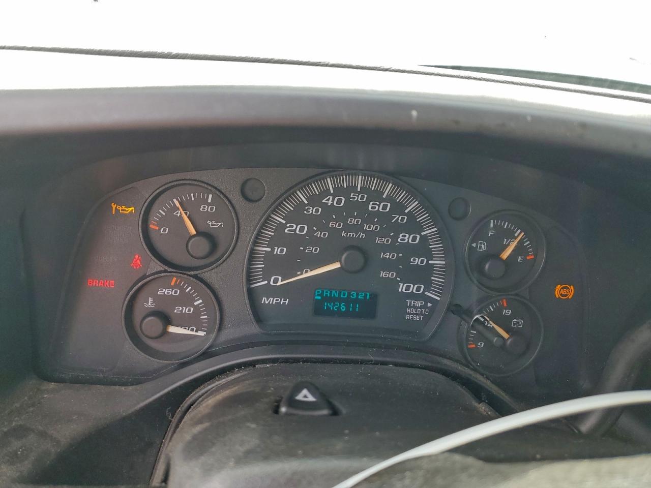 Chevrolet Express Image 9