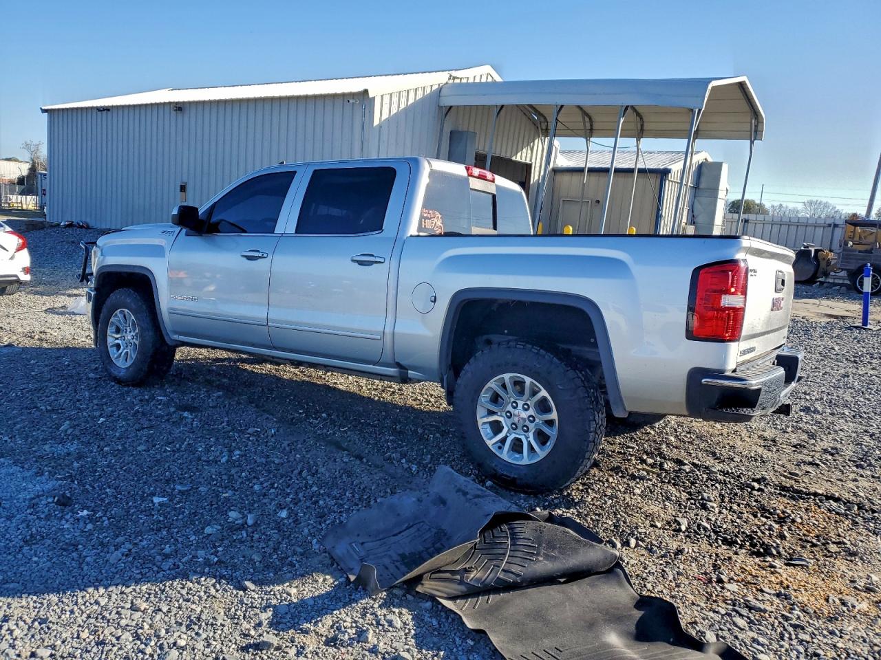 GMC Sierra K1500 Sle Image 2