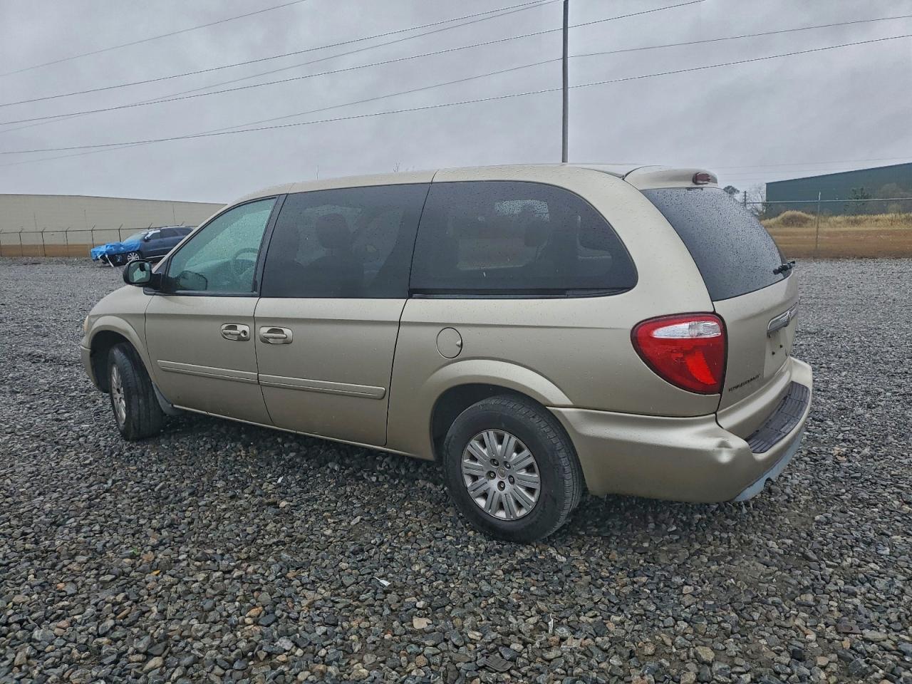 Chrysler Minivan Lx Image 10