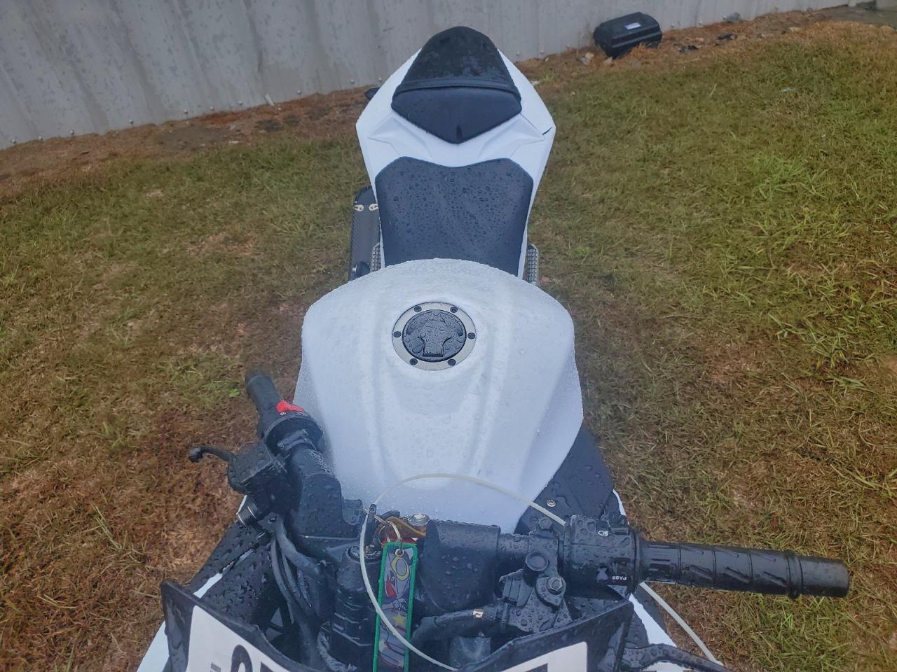 Kawasaki Ex A Image 6