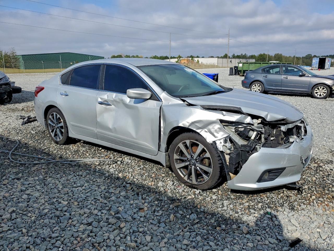 Nissan Altima 2.5 Image 4