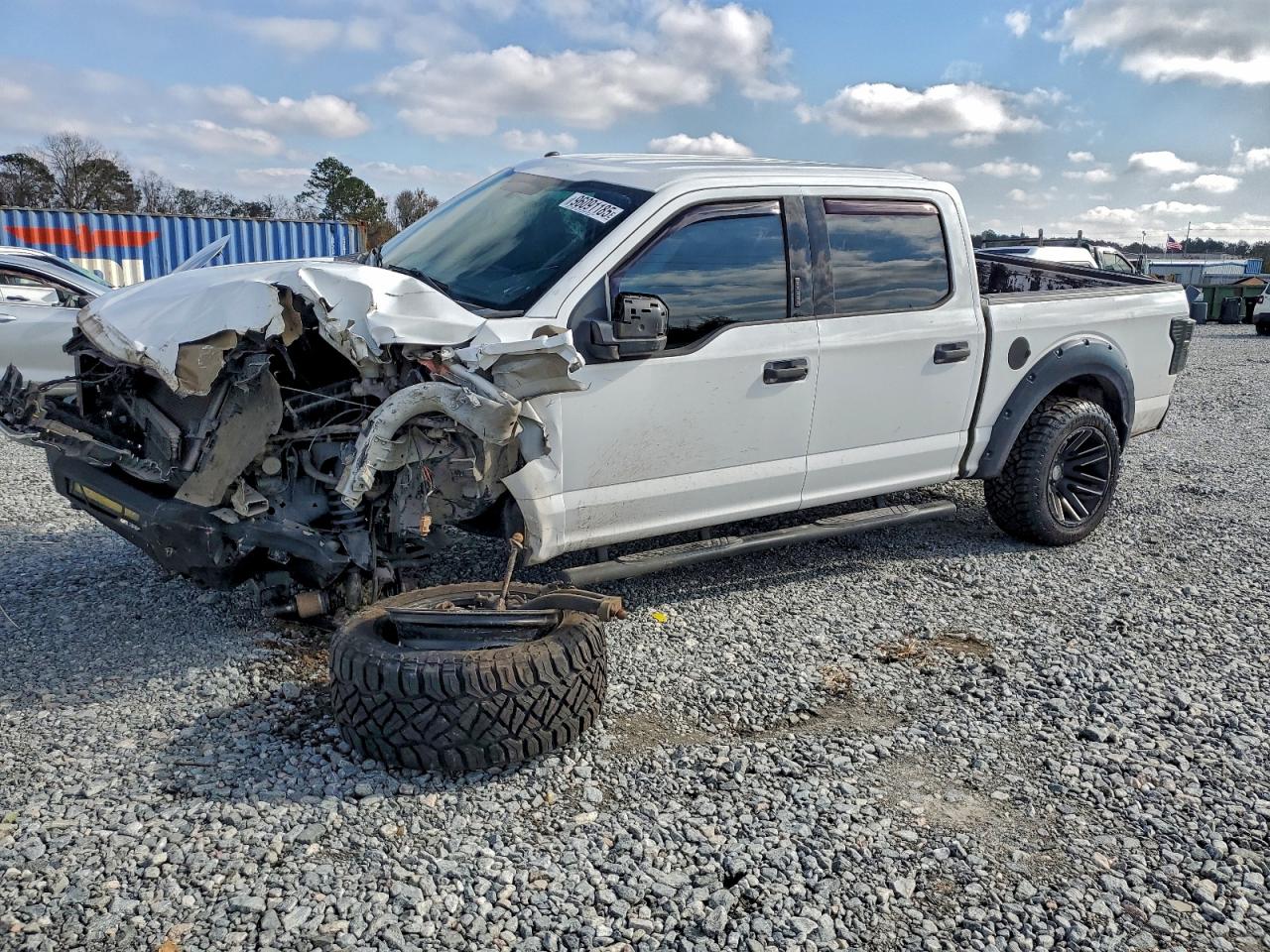 Ford F-150 Supercrew Image 1