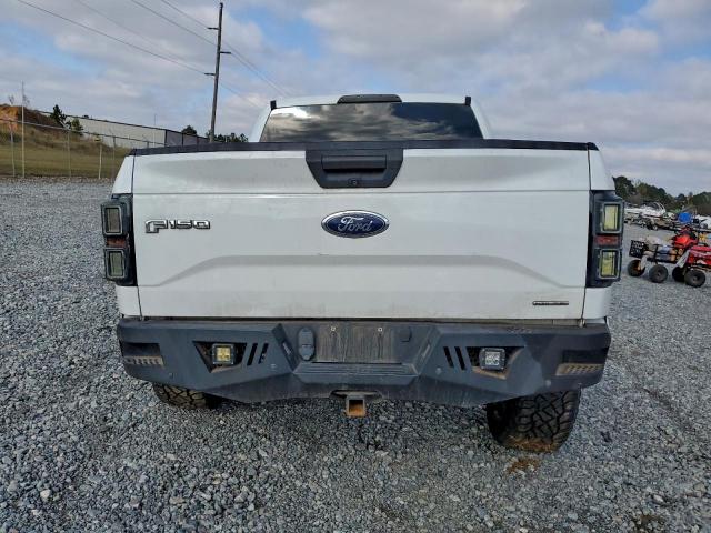 Ford F-150 Supercrew Image 11