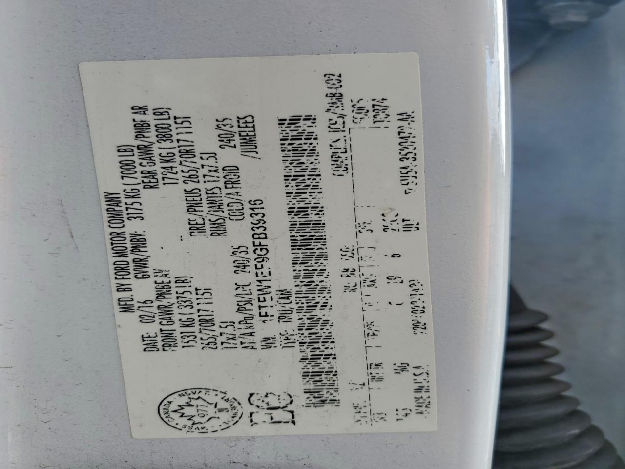 Ford F-150 Supercrew Image 9