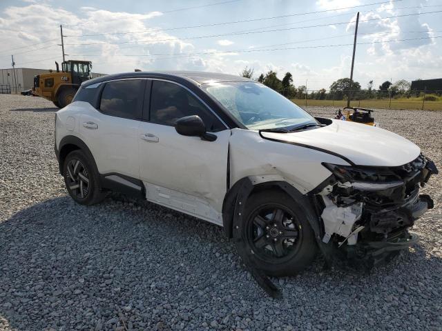 Nissan Kicks Sv Image 3