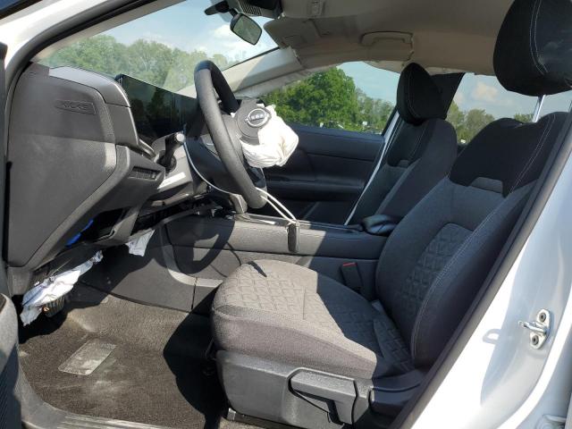 Nissan Kicks Sv Image 2