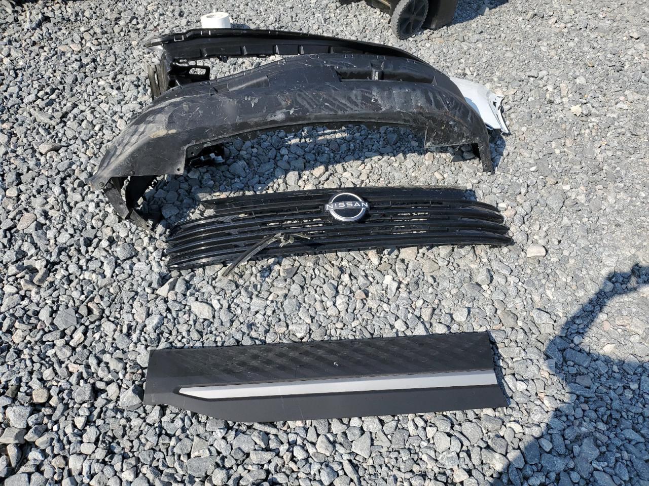 Nissan Kicks Sv Image 14