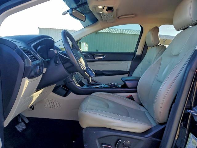 Ford Edge Titanium Image 2