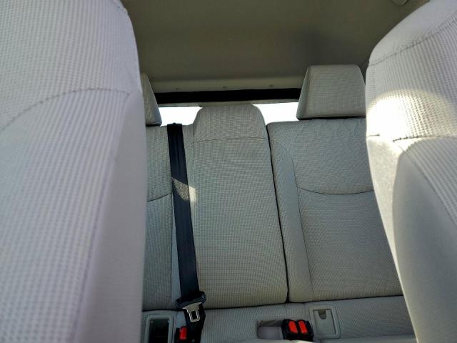 Toyota Corolla L Image 8