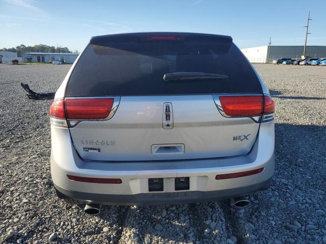 Lincoln MKX Image 2