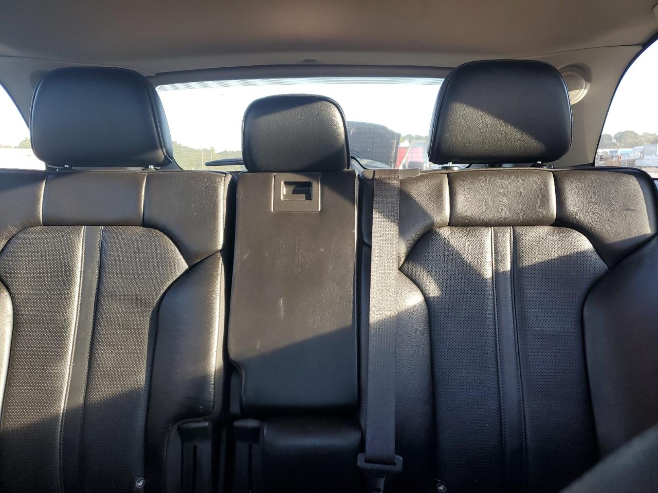 Lincoln MKX Image 12