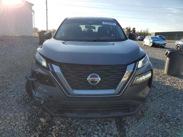 Nissan Rogue S Image 2