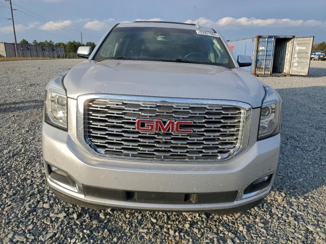 GMC Yukon Denali Image 2