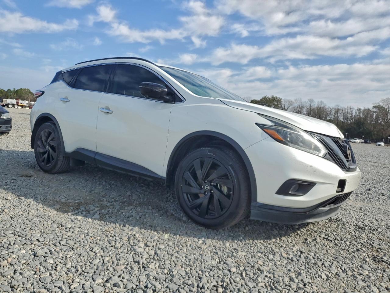 Nissan Murano S Image 4