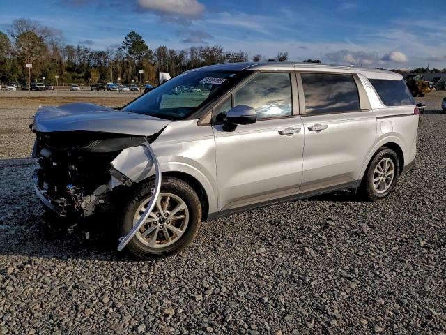  Salvage Kia Carnival