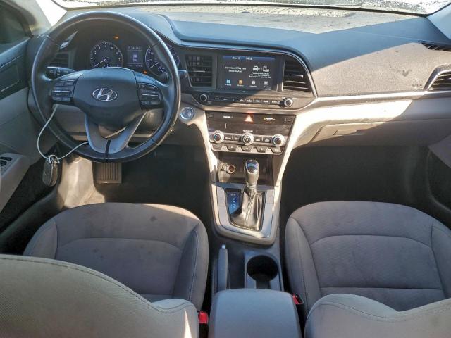 Hyundai ELANTRA Sel Image 4