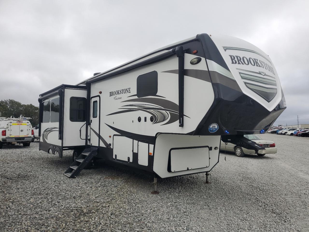 Coachmen Brookstone Image 1