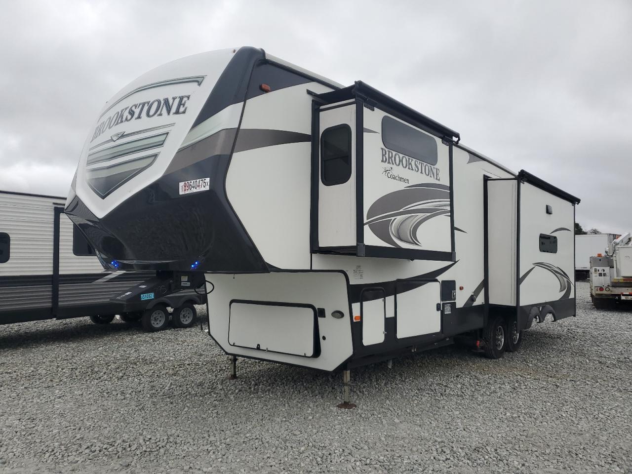 Coachmen Brookstone Image 3