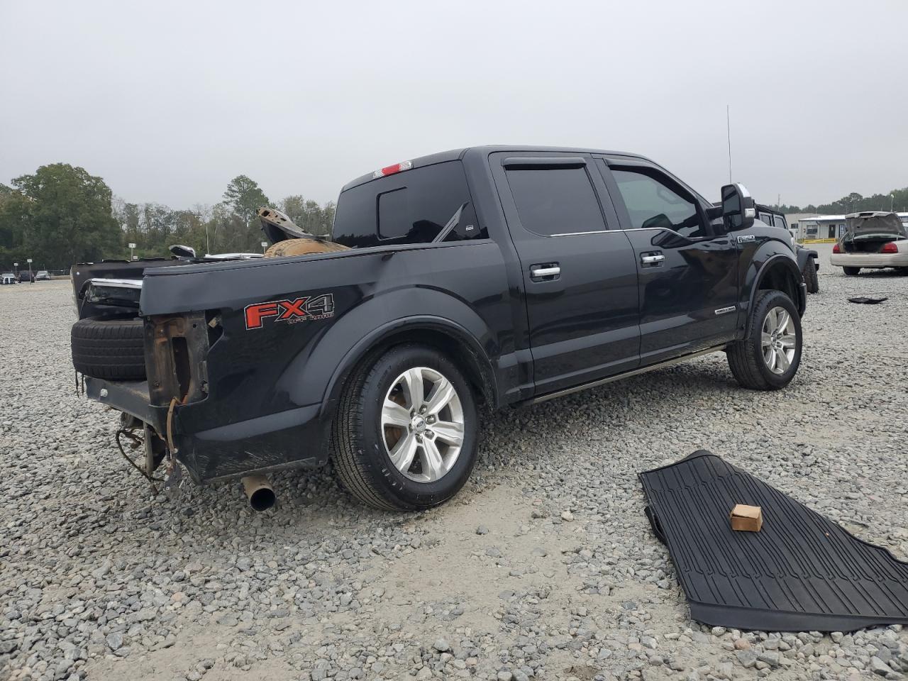 Ford F-150 Supercrew Image 11