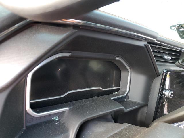 GMC Sierra K2500 At4 Image 6