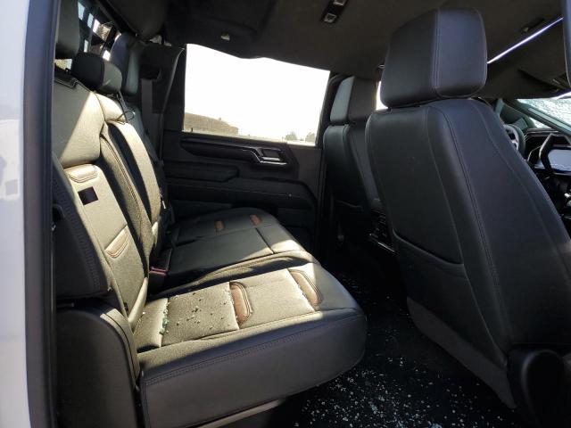 GMC Sierra K2500 At4 Image 11