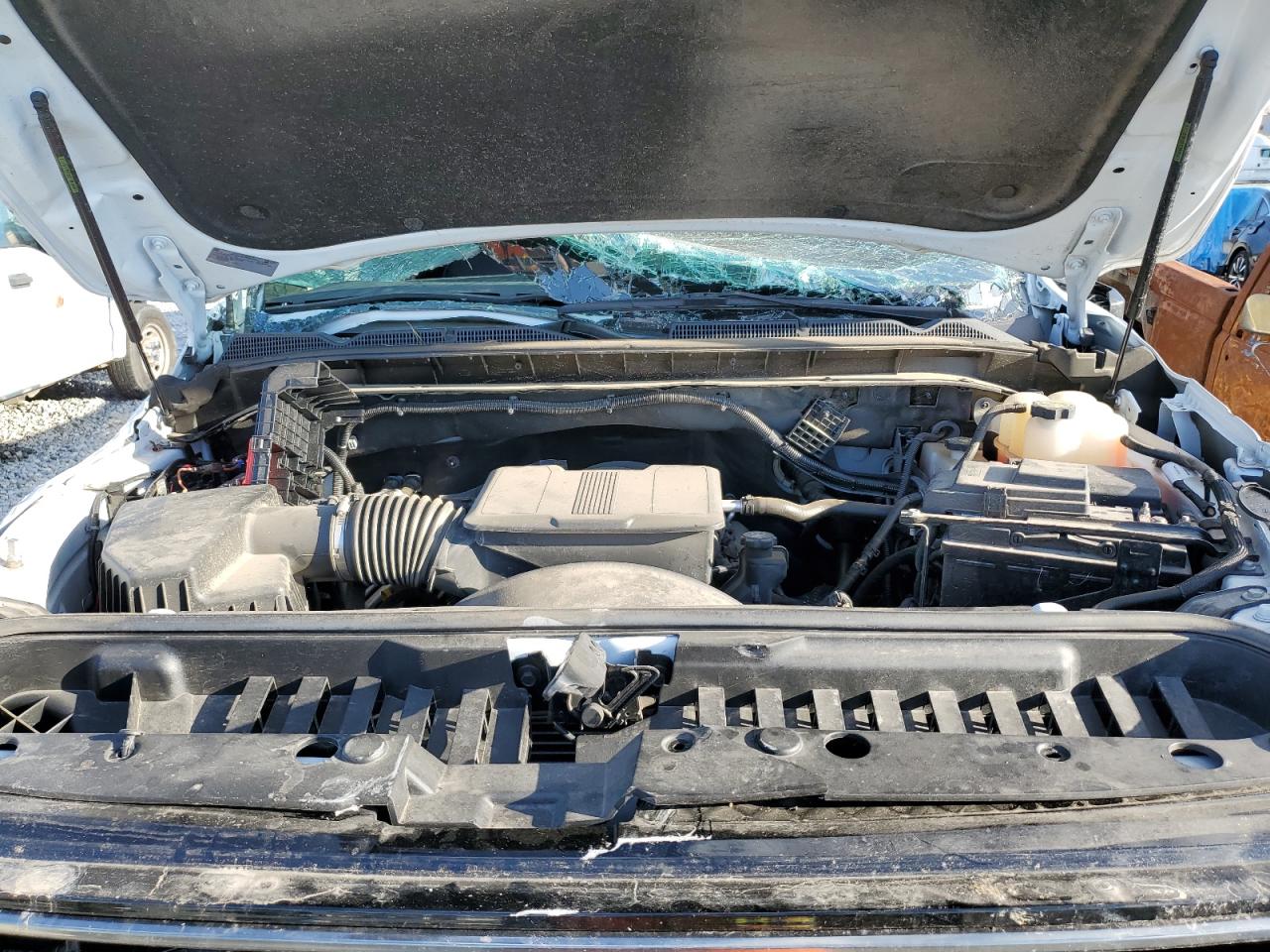 GMC Sierra K2500 At4 Image 10