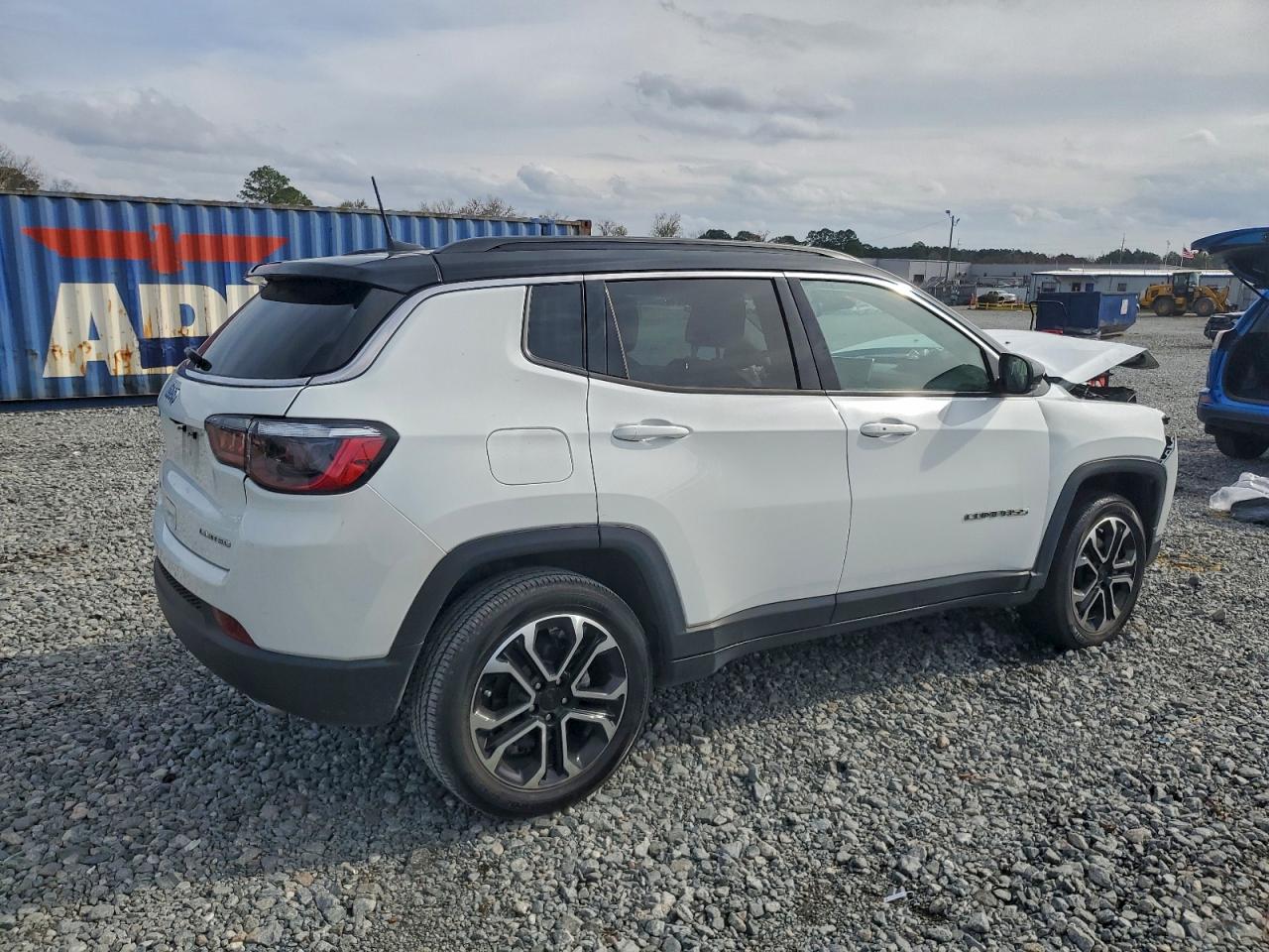 Jeep Compass Limited Image 4