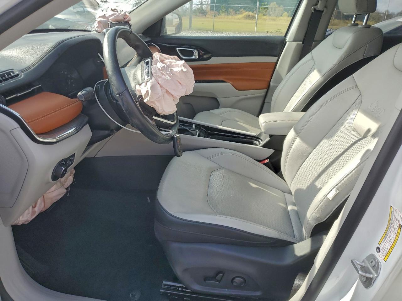 Jeep Compass Limited Image 6