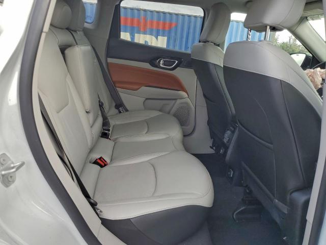 Jeep Compass Limited Image 11