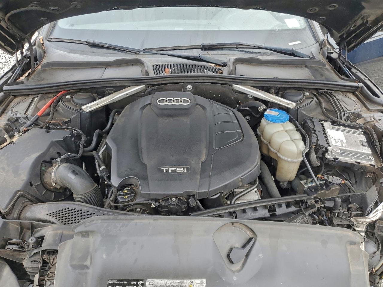 Audi A4 Premium Image 8