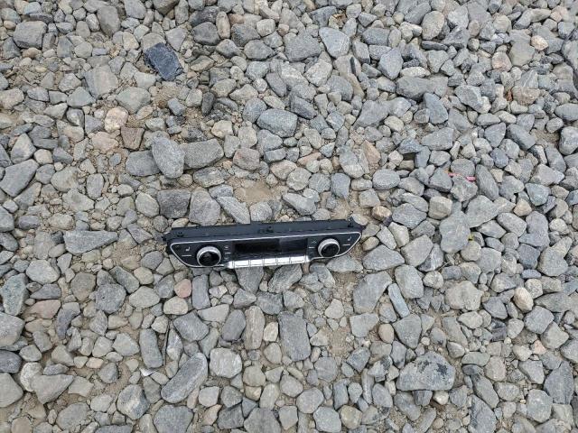 Audi A4 Premium Image 9