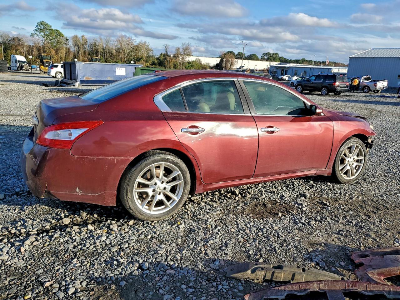 Nissan Maxima S Image 5