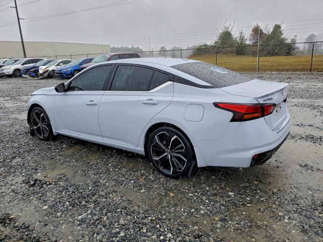 Nissan Altima Sr Image 4