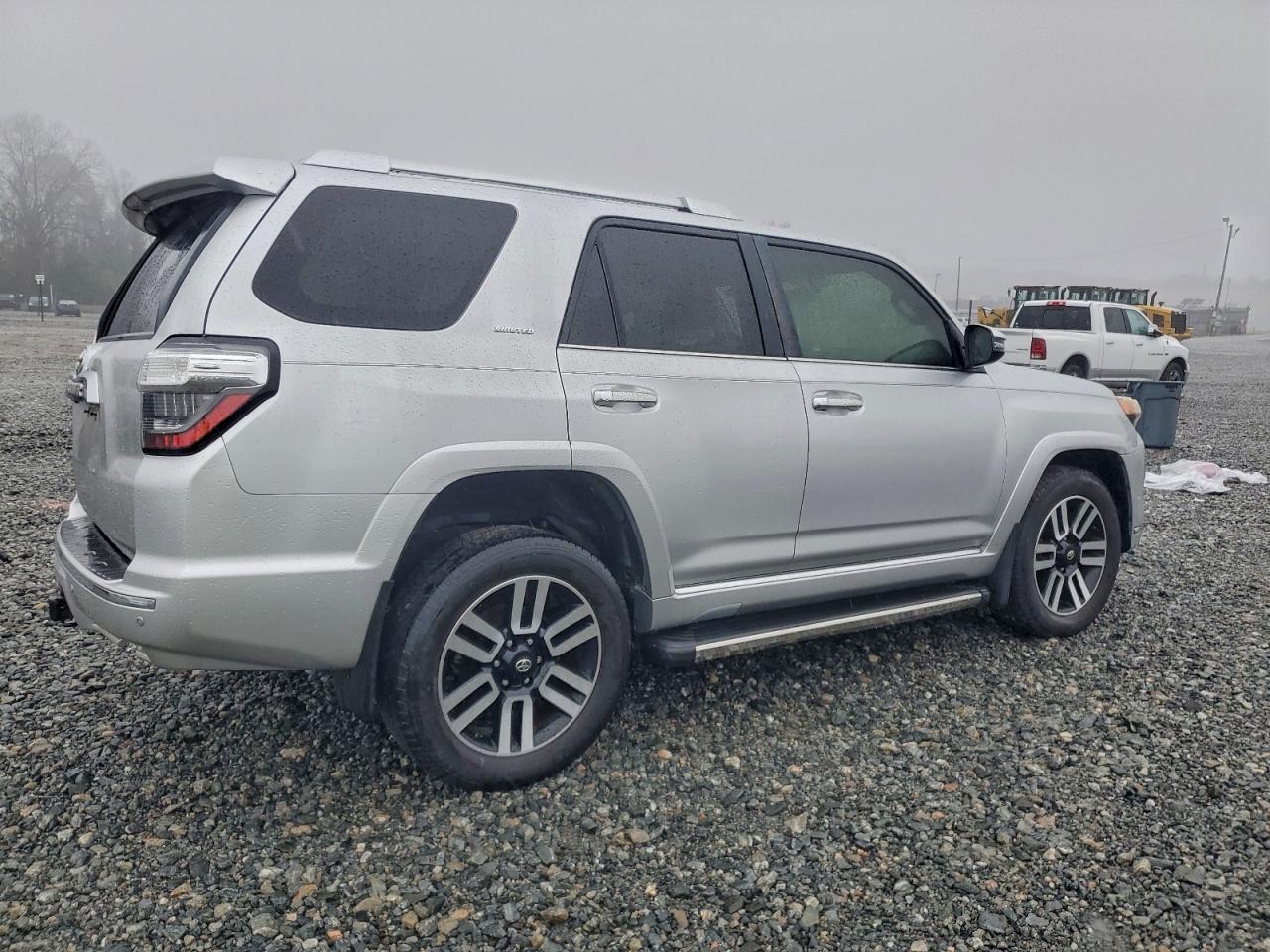 Toyota 4Runner Sr5/sr5 Premium Image 8