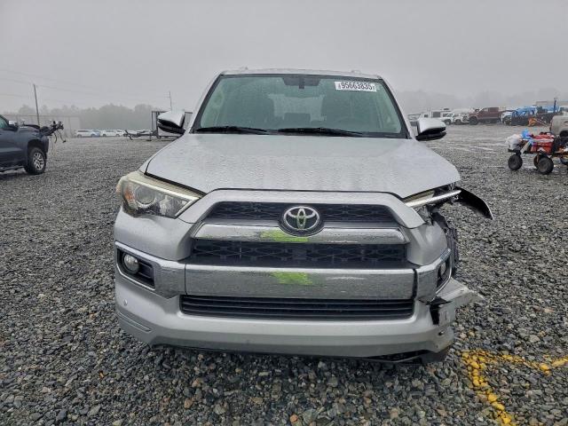 Toyota 4Runner Sr5/sr5 Premium Image 12