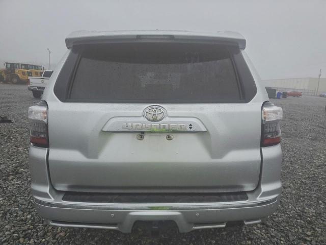 Toyota 4Runner Sr5/sr5 Premium Image 3