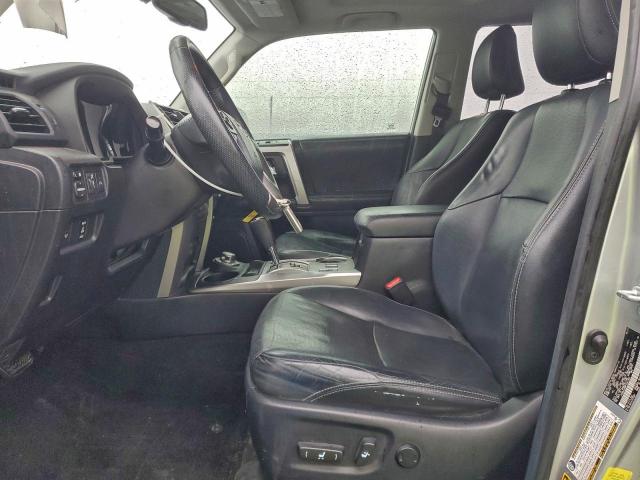 Toyota 4Runner Sr5/sr5 Premium Image 2