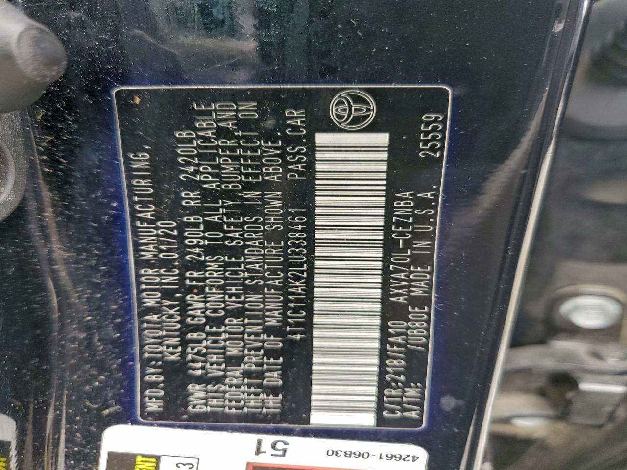 Toyota Camry Le Image 7