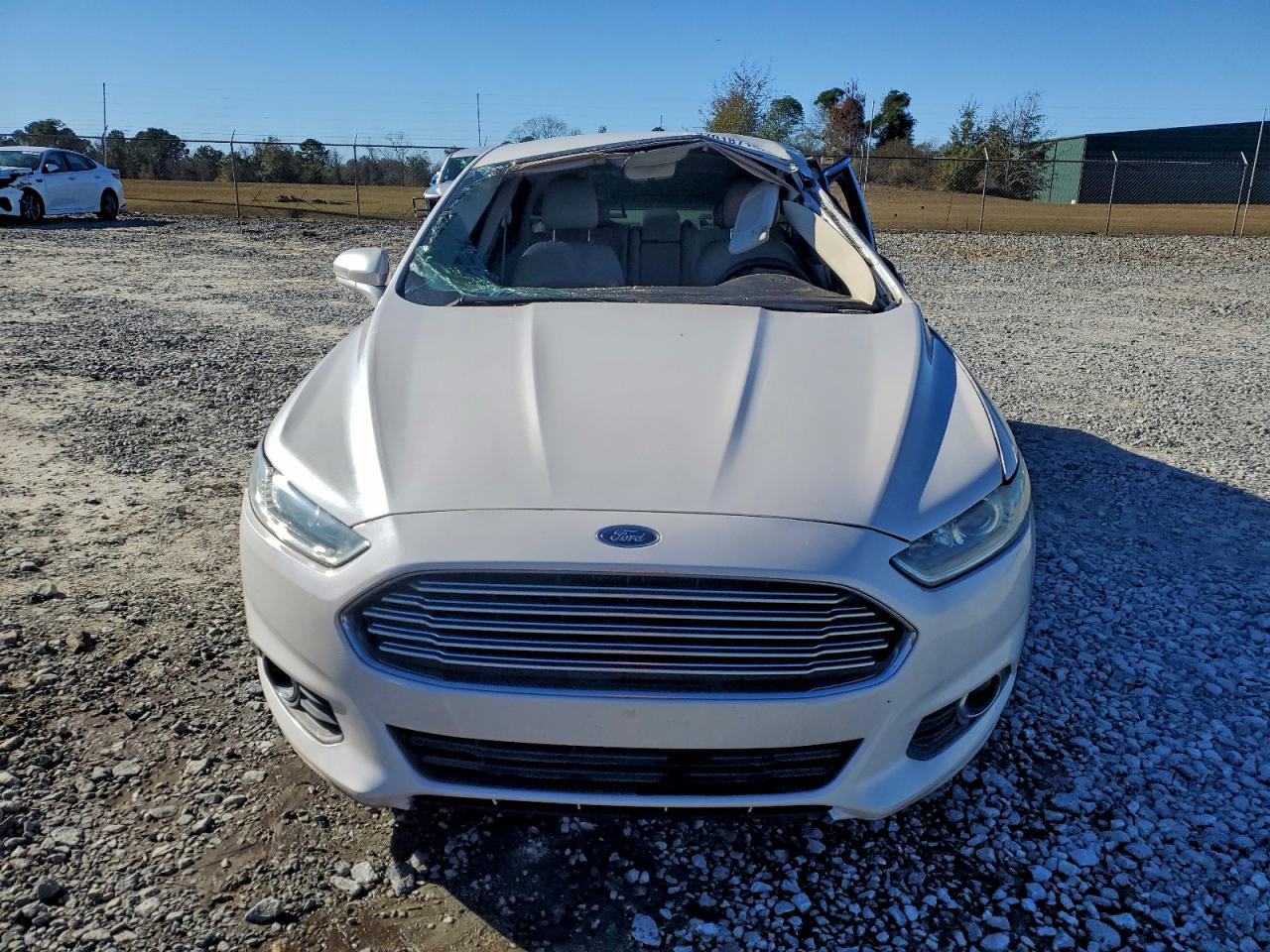 Ford Fusion Se Image 6