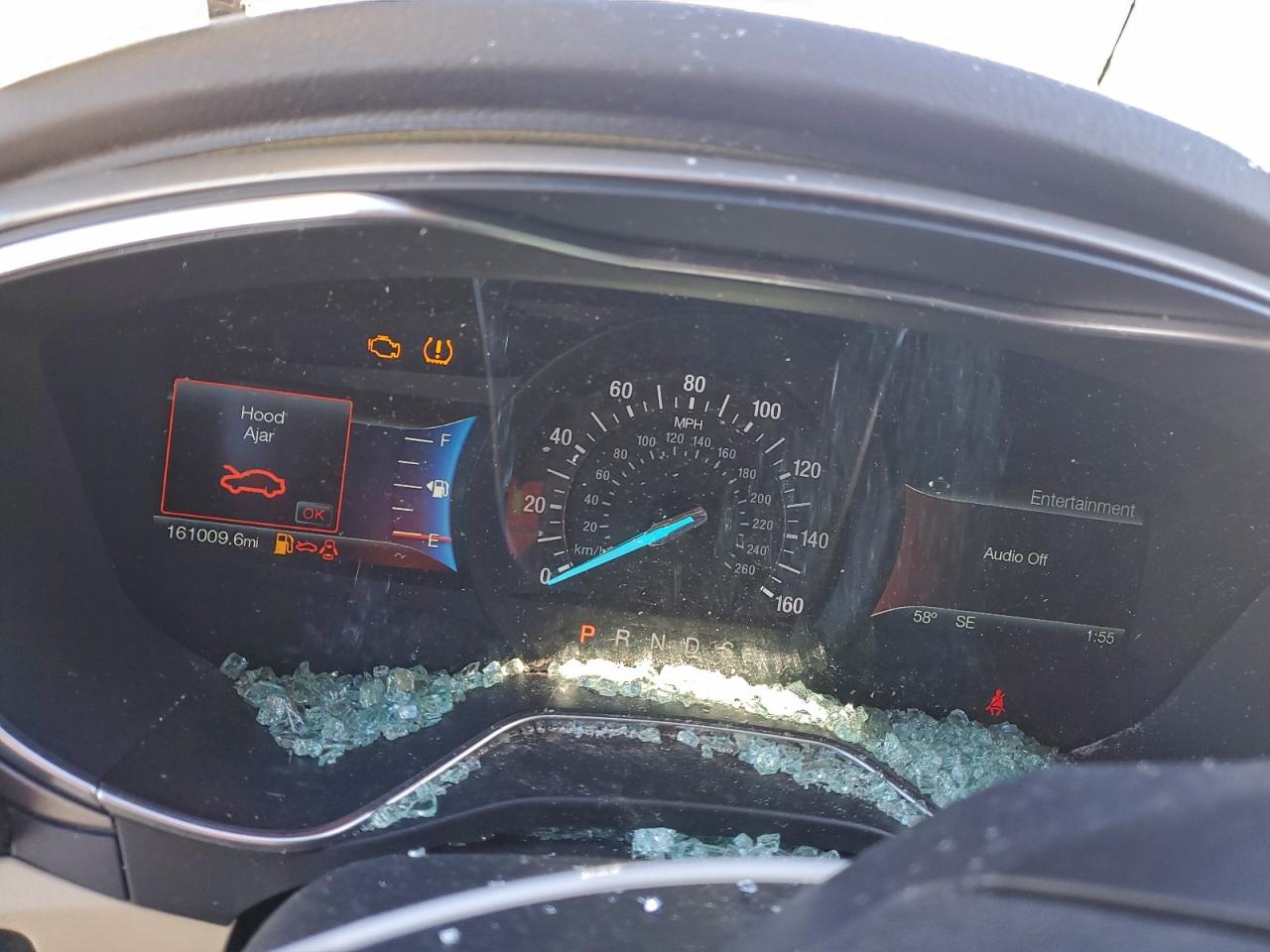 Ford Fusion Se Image 8