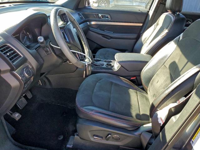 Ford Explorer Xlt Image 3