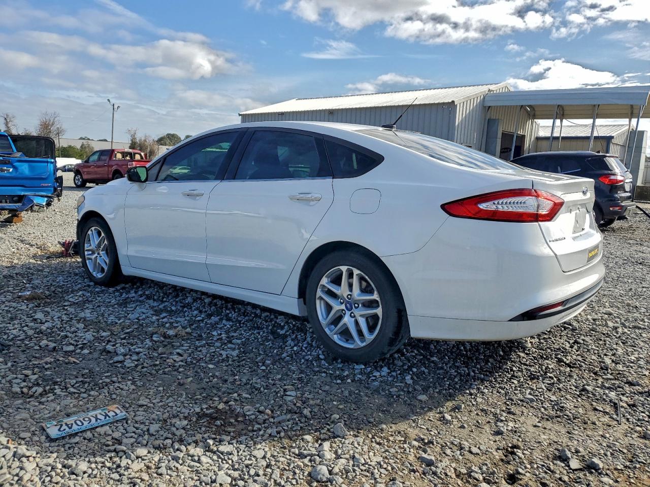Ford Fusion Se Image 2