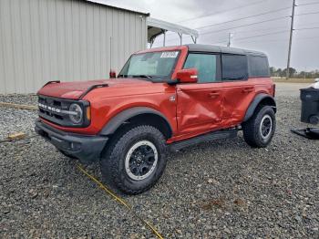  Salvage Ford Bronco