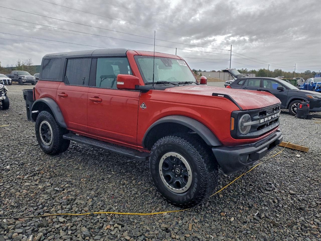 Ford Bronco Base Image 7