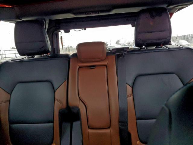 Ford Bronco Base Image 8