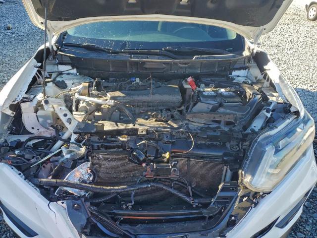 Nissan Rogue S Image 9