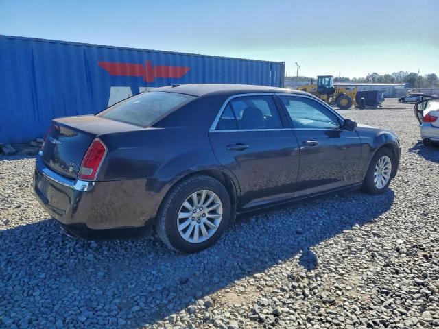 Chrysler 300 Image 6