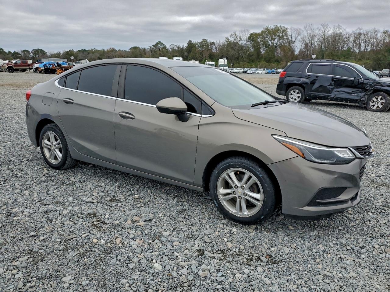 Chevrolet Cruze Lt Image 7