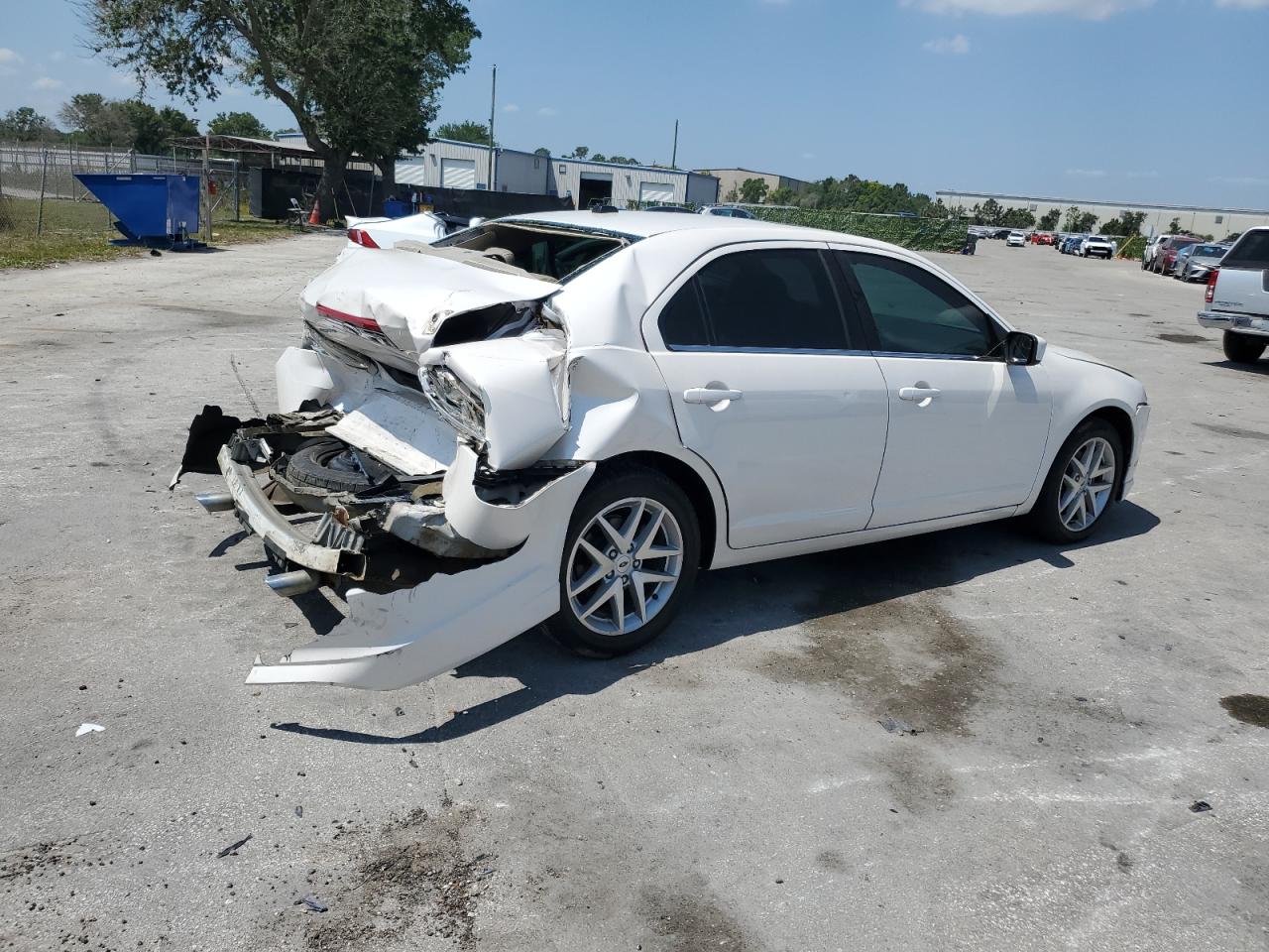 Ford Fusion Sel Image 9