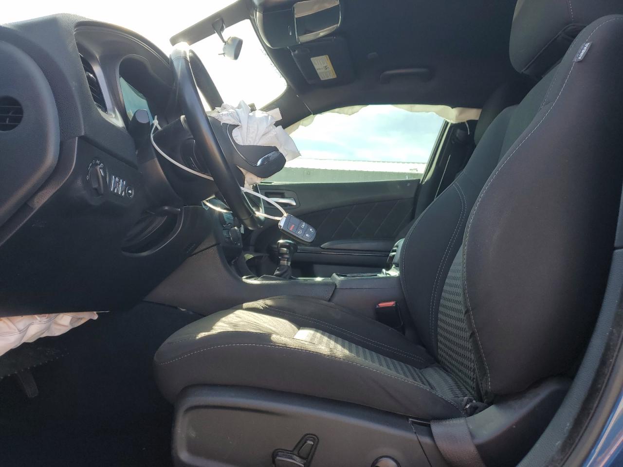 Dodge Charger Sxt Image 8